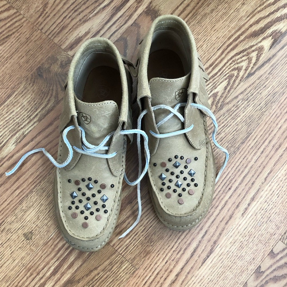 BRAND NEW ARIAT MOCS